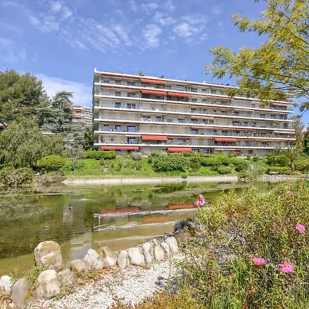 Apartment Le Domaine Du Loup