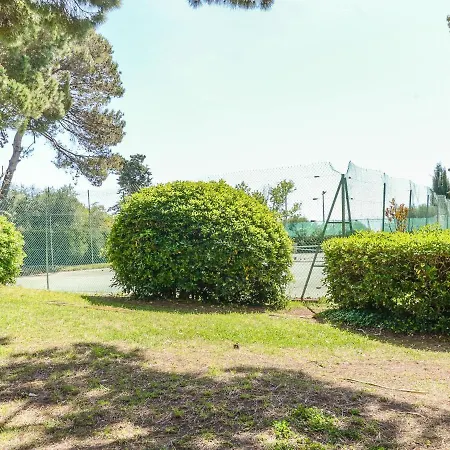 Le Domaine Du Loup Apartment *